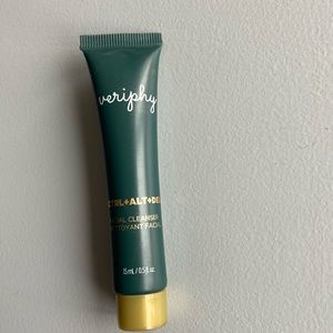 Veriphy- Ctrl+Alt+Del- .5 fl oz- travel facial cleaner ( sealed)